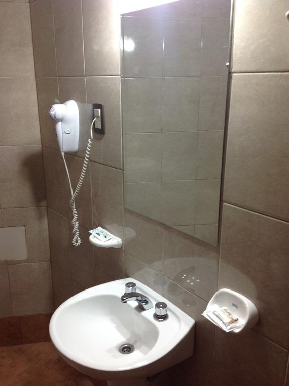 Apart Hotel Concepcion Сан-Фернандо-дель-Валье-де-Катамарка Номер фото
