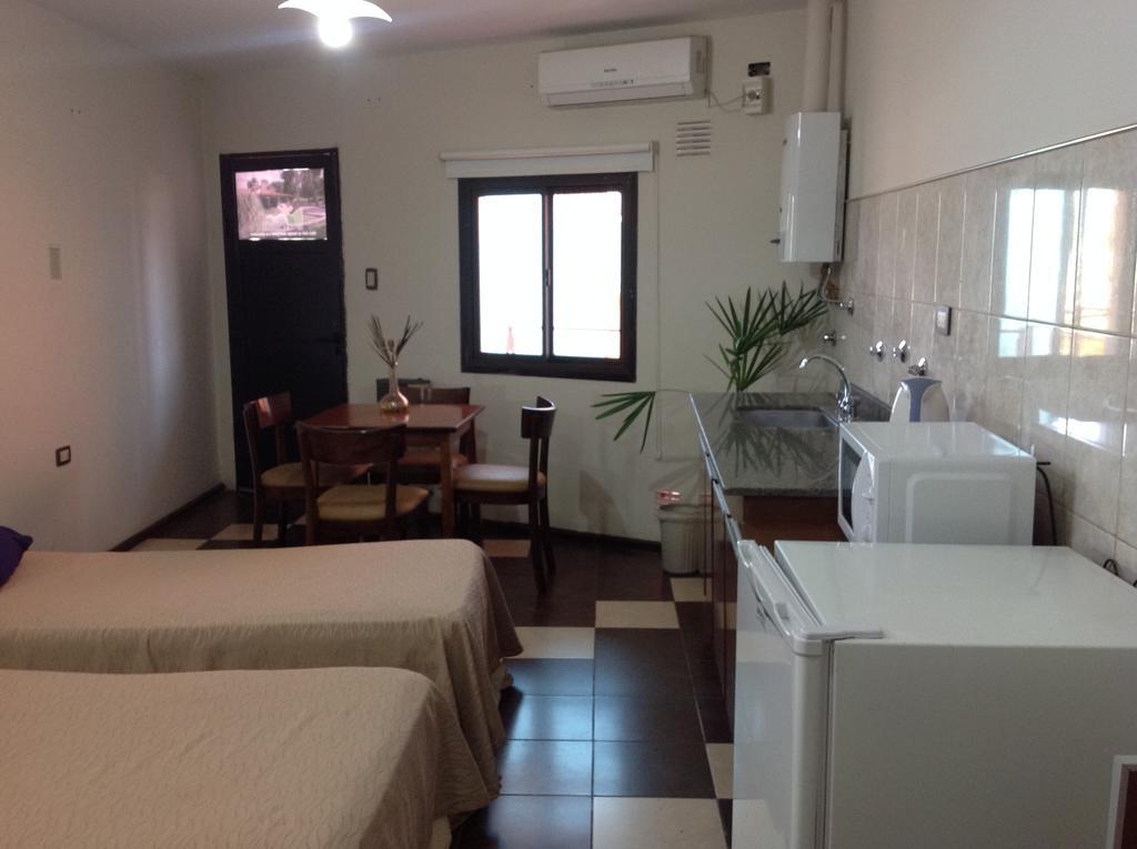 Apart Hotel Concepcion Сан-Фернандо-дель-Валье-де-Катамарка Номер фото